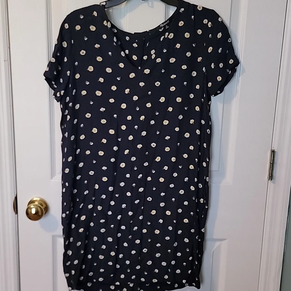 Madewell‎ Button-Back Easy Shift Dress In Daisy Dots XS